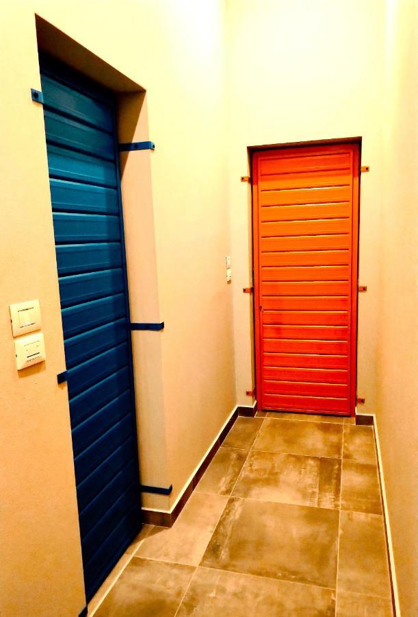 Garage47 Storica Officina Meccanica Loft B&B In Pienza Exteriör bild